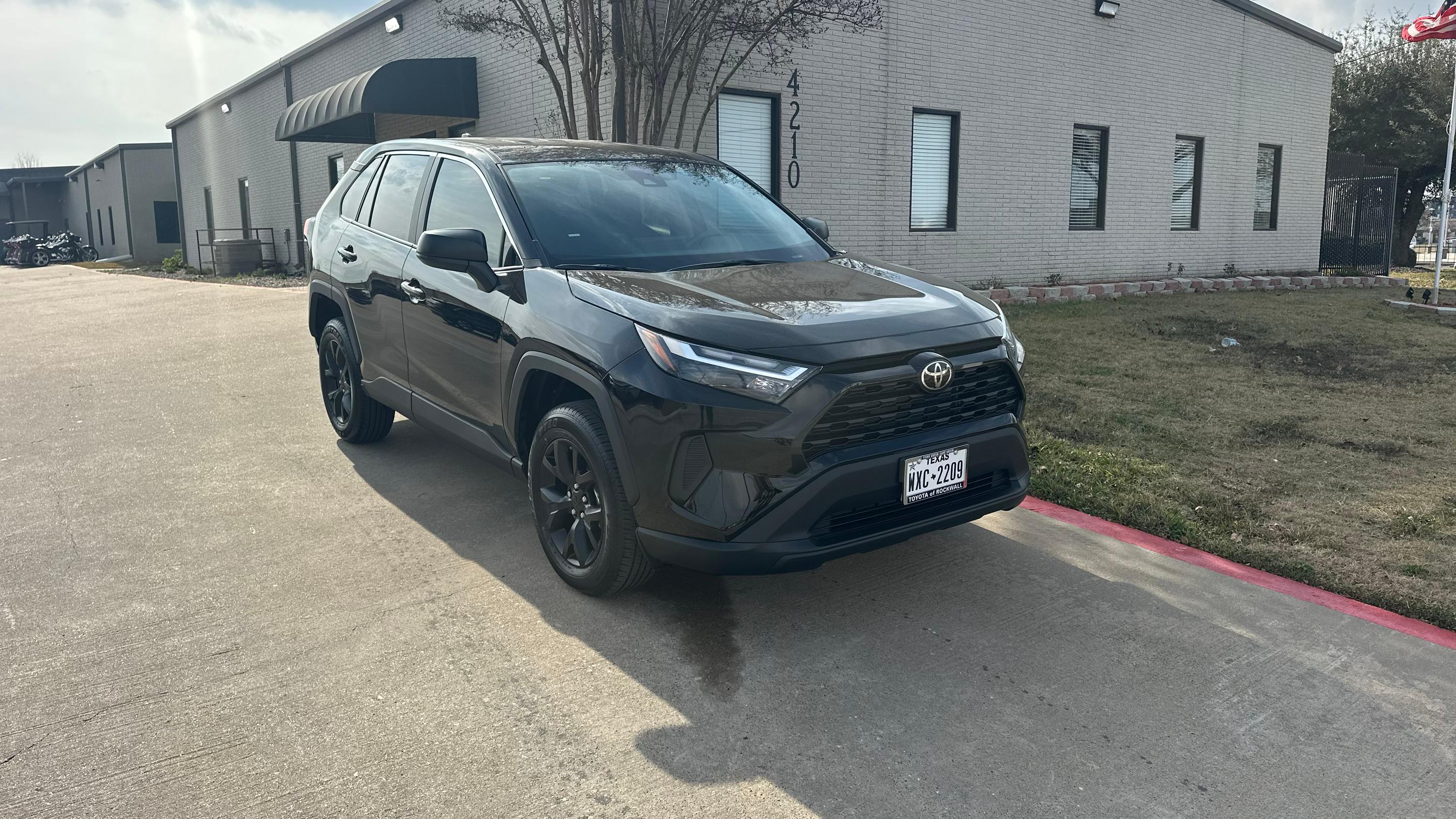 Toyota RAV4 2025 in Rowlett, TX