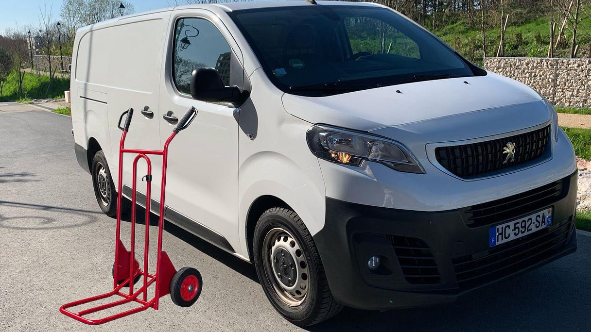 Peugeot EXPERT 2021 à Le Bourget
