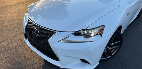 Lexus IS 2015