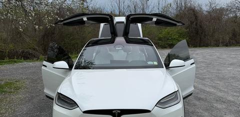 Tesla Model X 2023