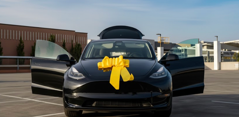 Tesla Model Y 2024