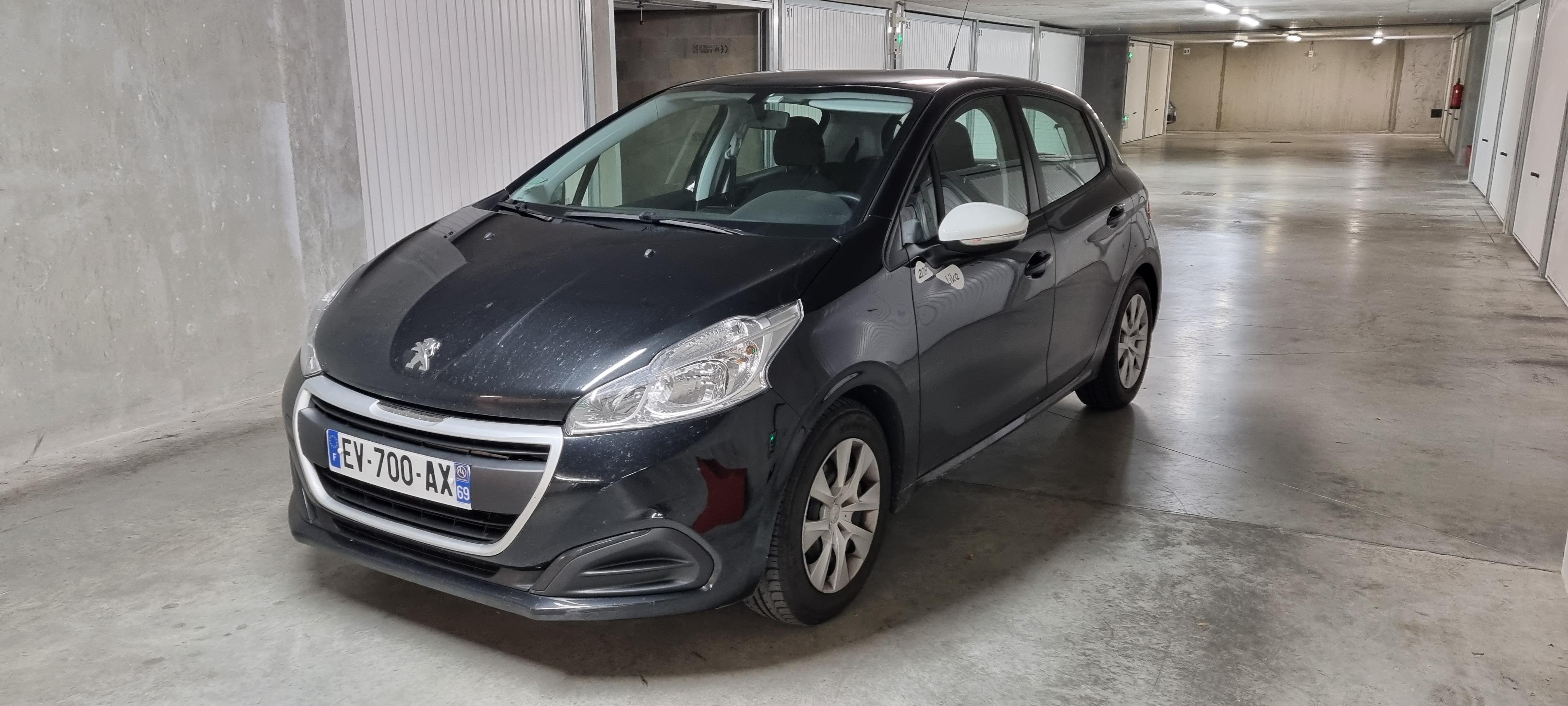 Peugeot 208 2017 à Vaulx-en-Velin