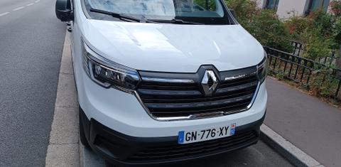 Renault TRAFIC III 2023
