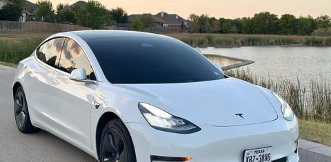 Tesla Model 3 2020