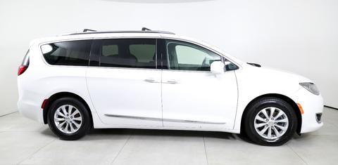 Chrysler Pacifica 2018
