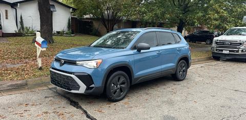 Volkswagen Taos 2025