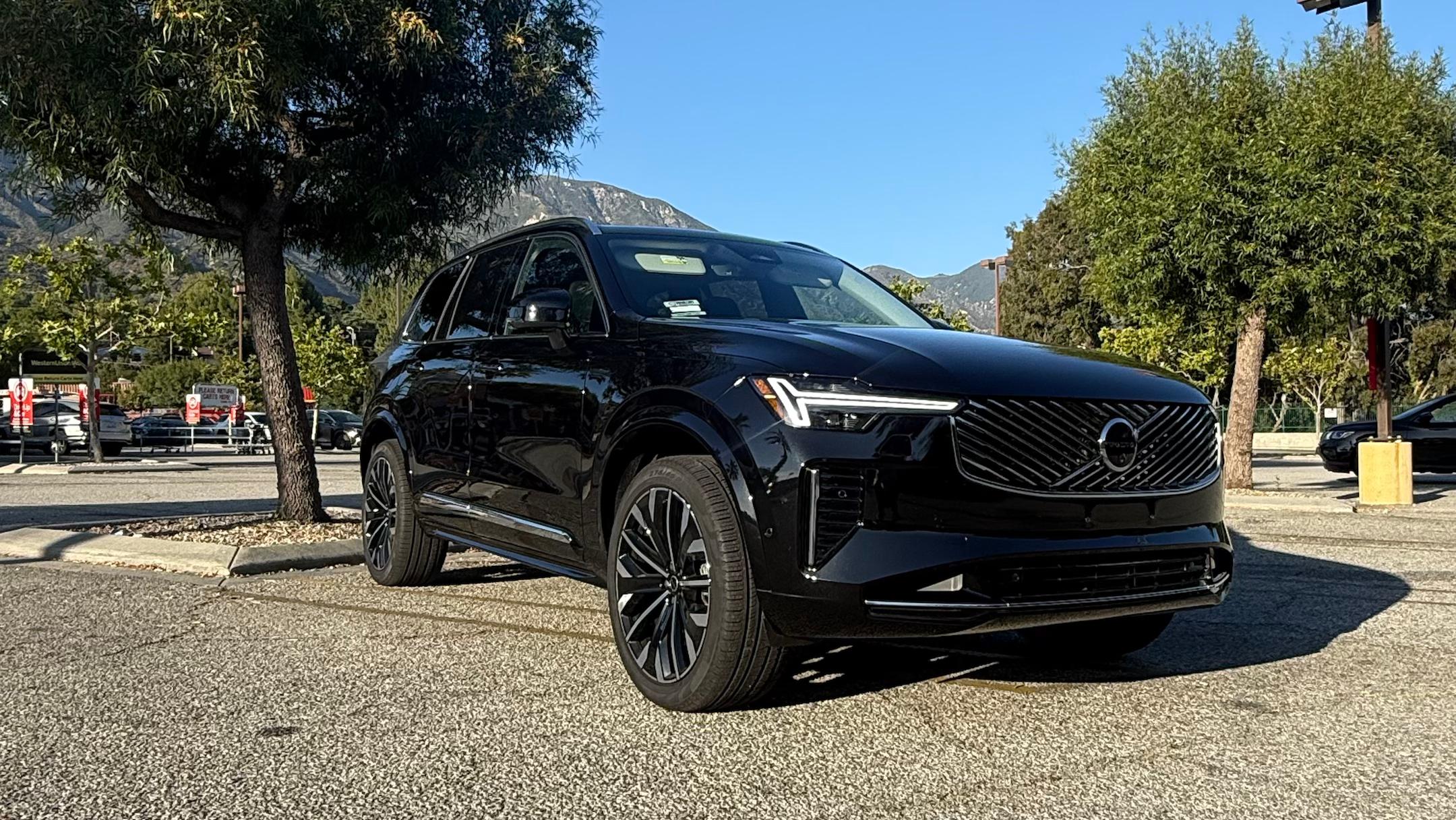 Volvo XC90 Plug-In Hybrid 2026 in Los Angeles, CA