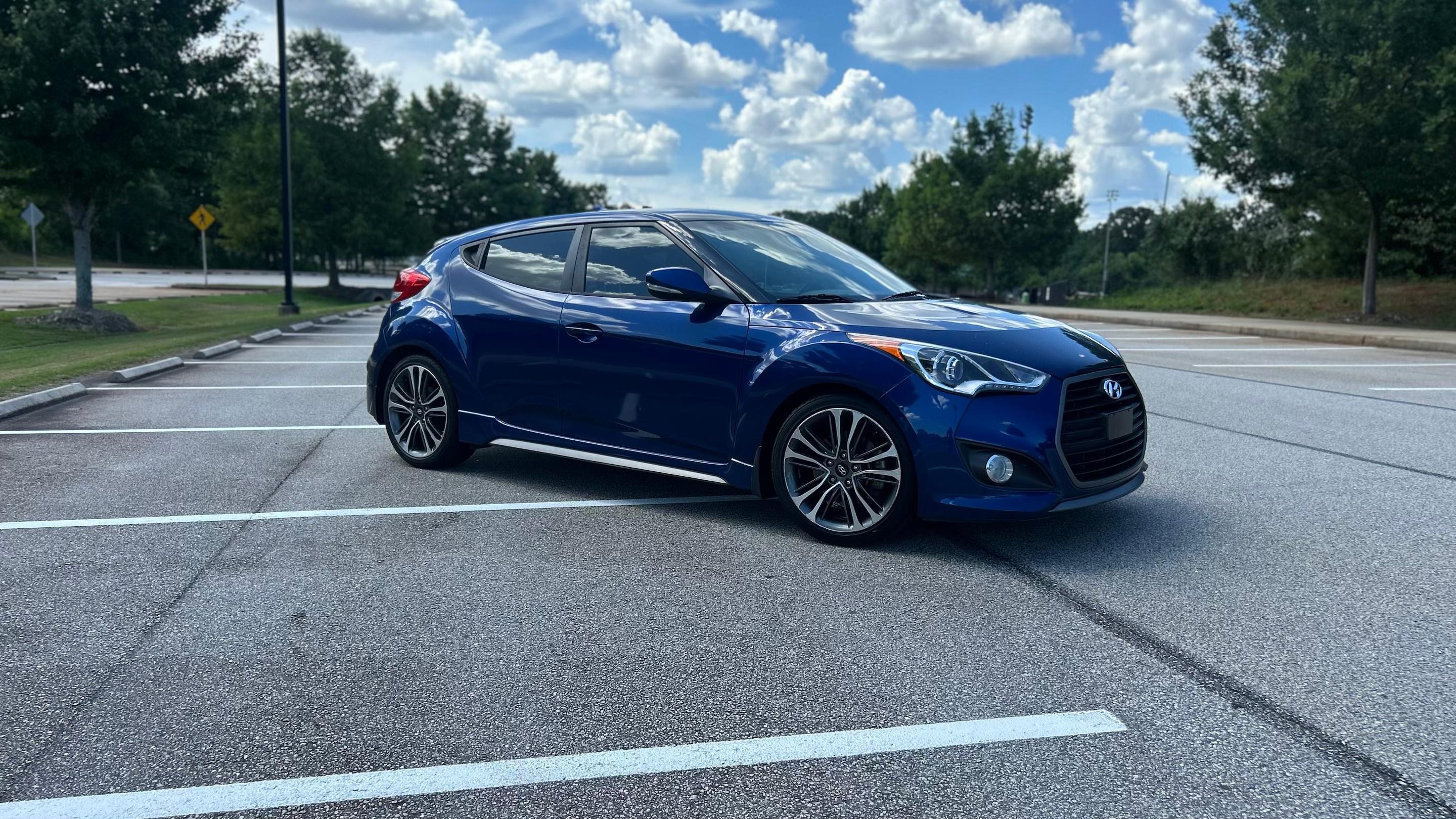 Hyundai Veloster 2017 in Dacula, GA