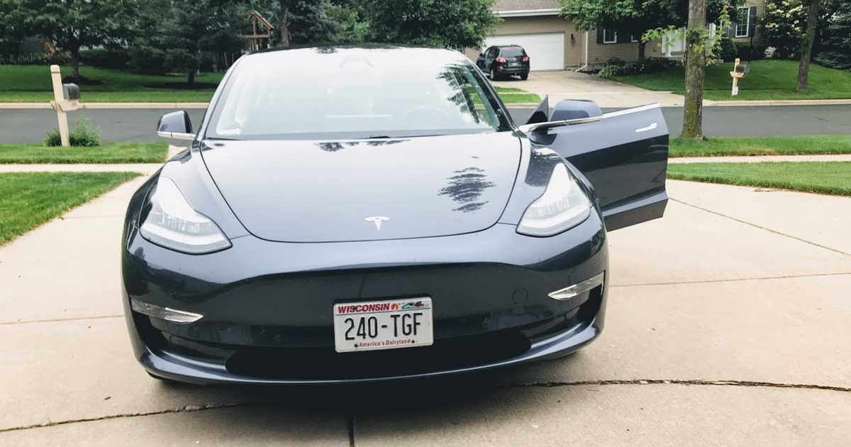 Tesla Model 3 2018 rental in Middleton, WI by Paul Turo
