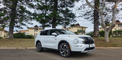 Mitsubishi Outlander Plug-In Hybrid 2024