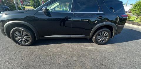 Nissan Pathfinder 2024