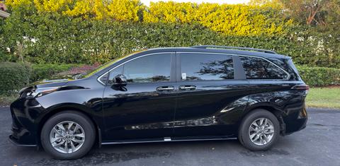 Toyota Sienna 2026
