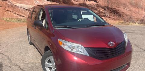 Toyota Sienna 2014
