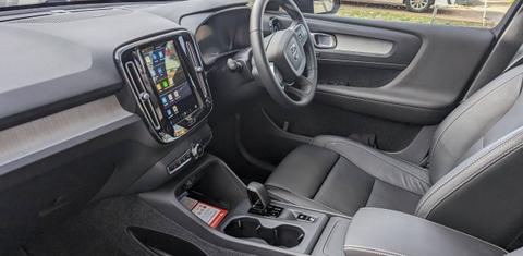 Volvo XC40 2024