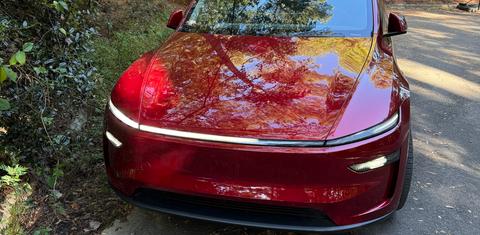 Tesla Model Y 2026