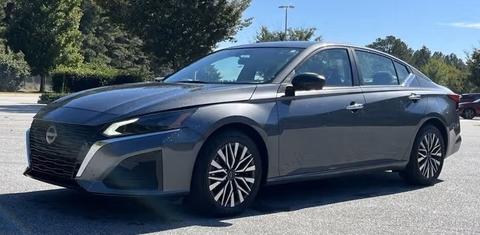 Nissan Altima 2025