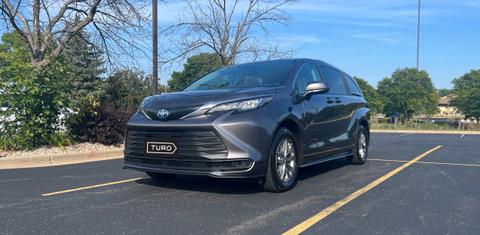 Toyota Sienna 2023 rental in Madison, WI by Ziyi T. | Turo