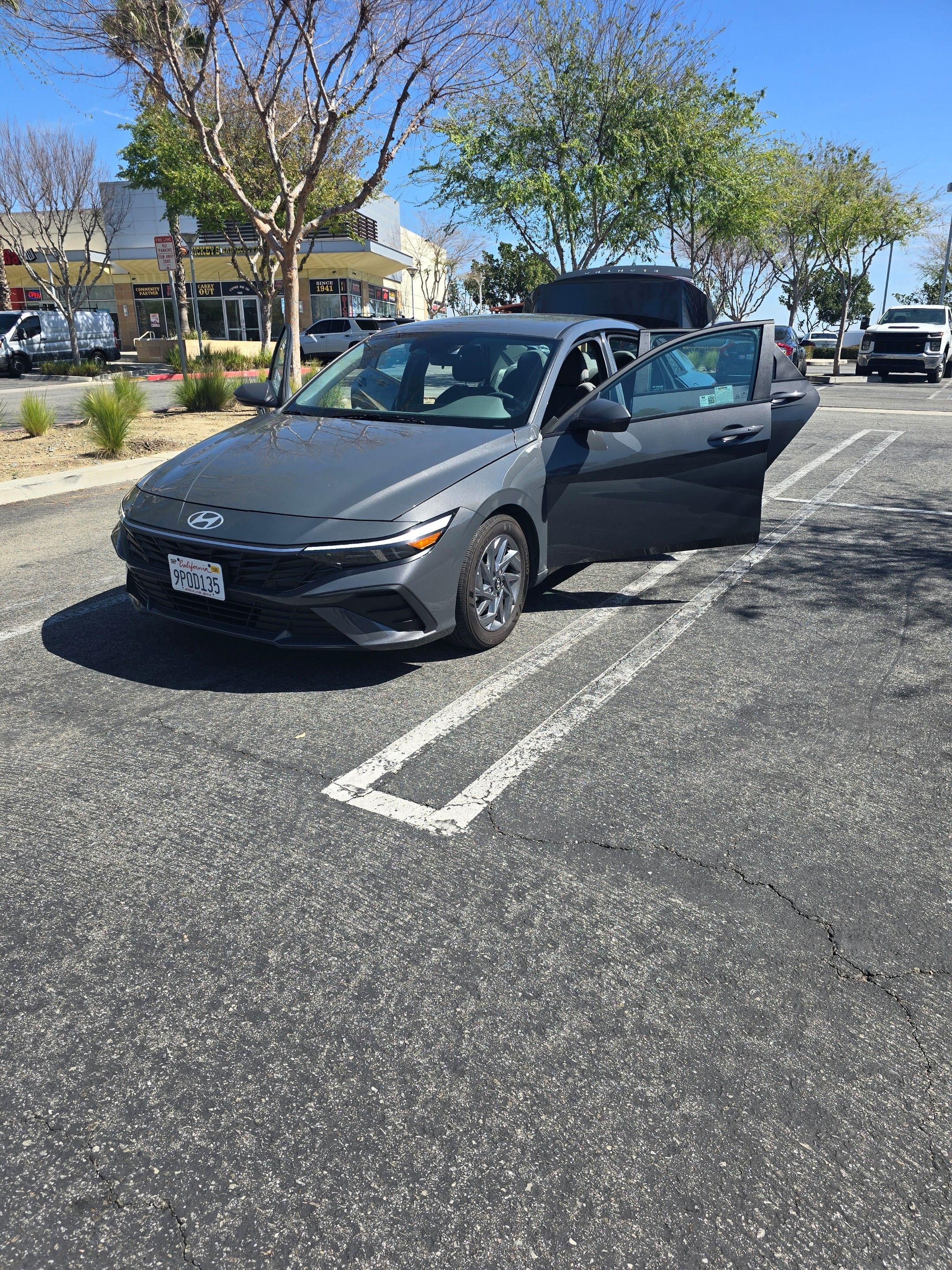 Hyundai Elantra 2024 in 