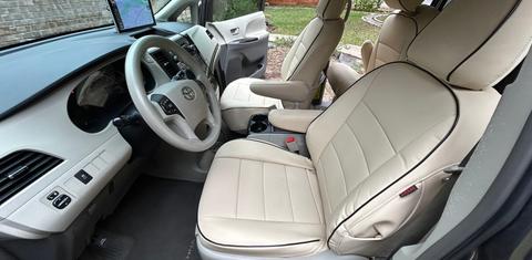 Toyota Sienna 2013