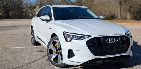 Audi e-tron 2022