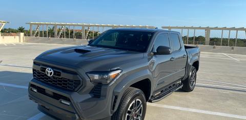 Toyota Tacoma 2024