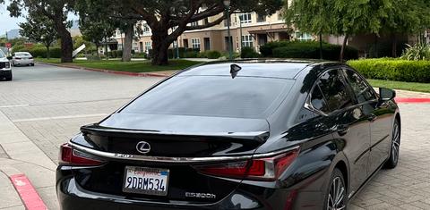 Lexus ES 2022
