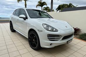 Porsche Cayenne car