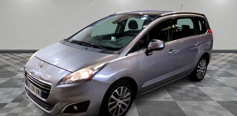 Peugeot 5008 2015