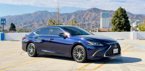 Lexus ES 2024
