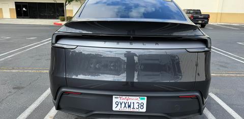 Tesla Model Y 2026