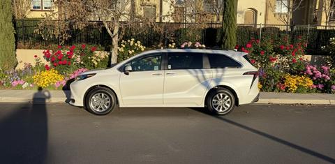 Toyota Sienna 2026