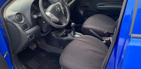 Nissan Versa 2015
