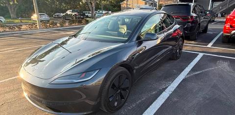 Tesla Model 3 2025