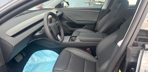 Tesla Model 3 2025