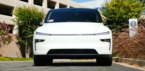 Tesla Model Y 2026