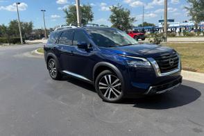 Nissan Pathfinder car