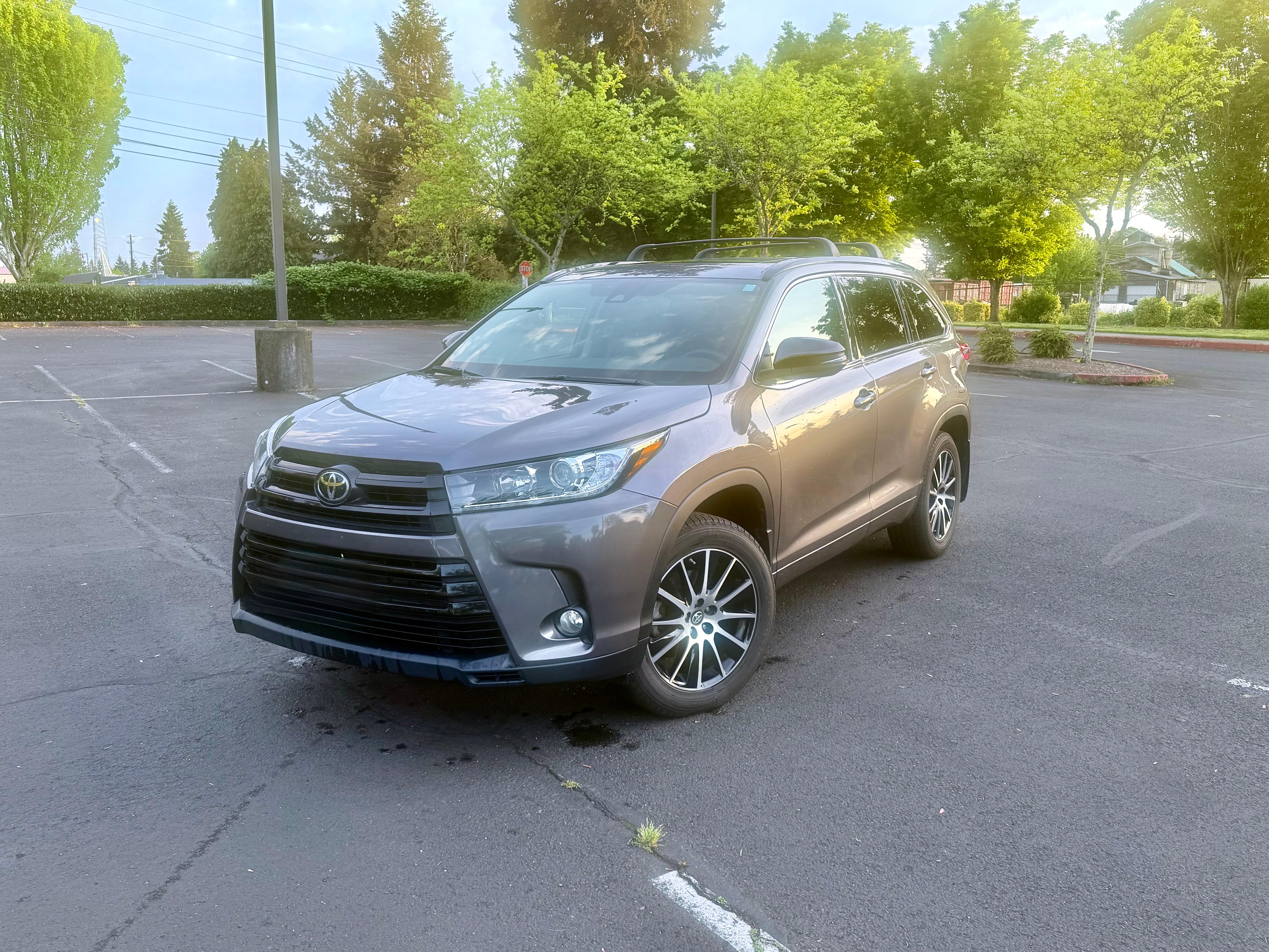 Toyota Highlander 2017 in Vancouver, WA
