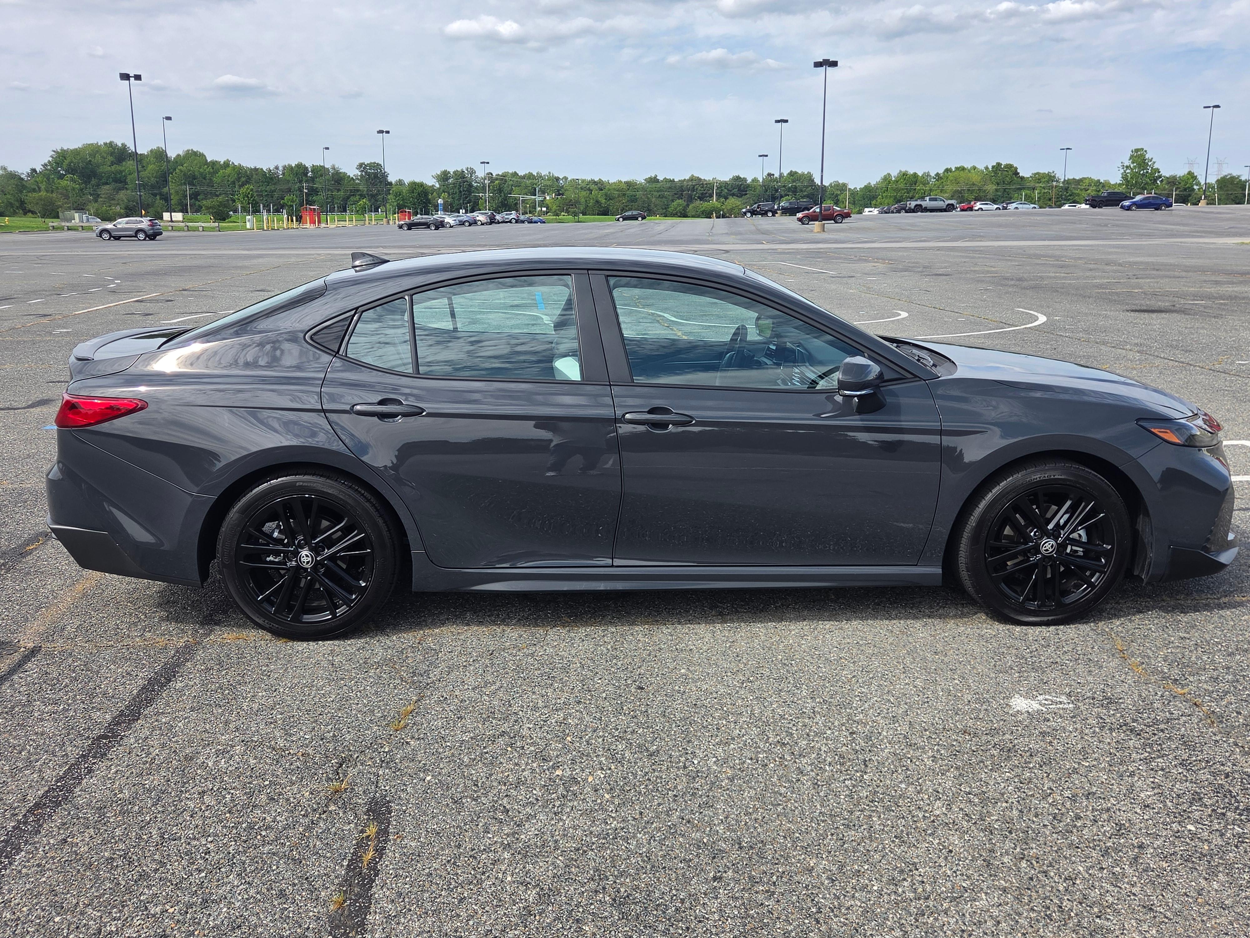 Toyota Camry Hybrid 2026 in Waldorf, MD