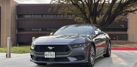 Ford Mustang 2025