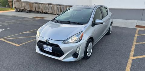 Toyota Prius c 2016