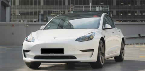 Tesla Model 3 2020
