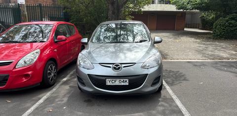 Mazda MAZDA2 2014