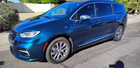 Chrysler Pacifica 2024