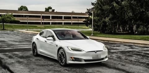 Tesla Model S 2017