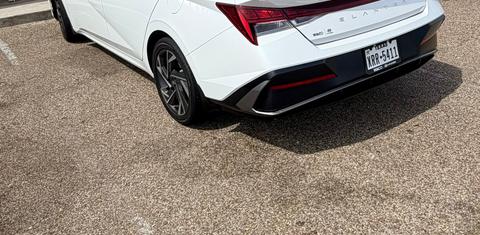 Hyundai Elantra 2025