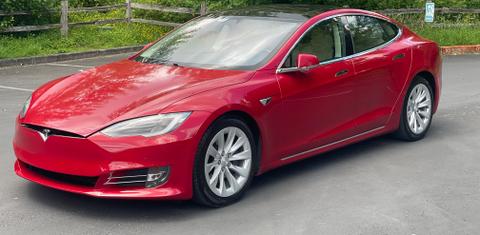 Tesla Model S 2016