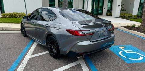 Toyota Camry Hybrid 2025