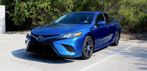 Toyota Camry 2019