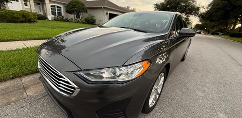 Ford Fusion Hybrid 2020