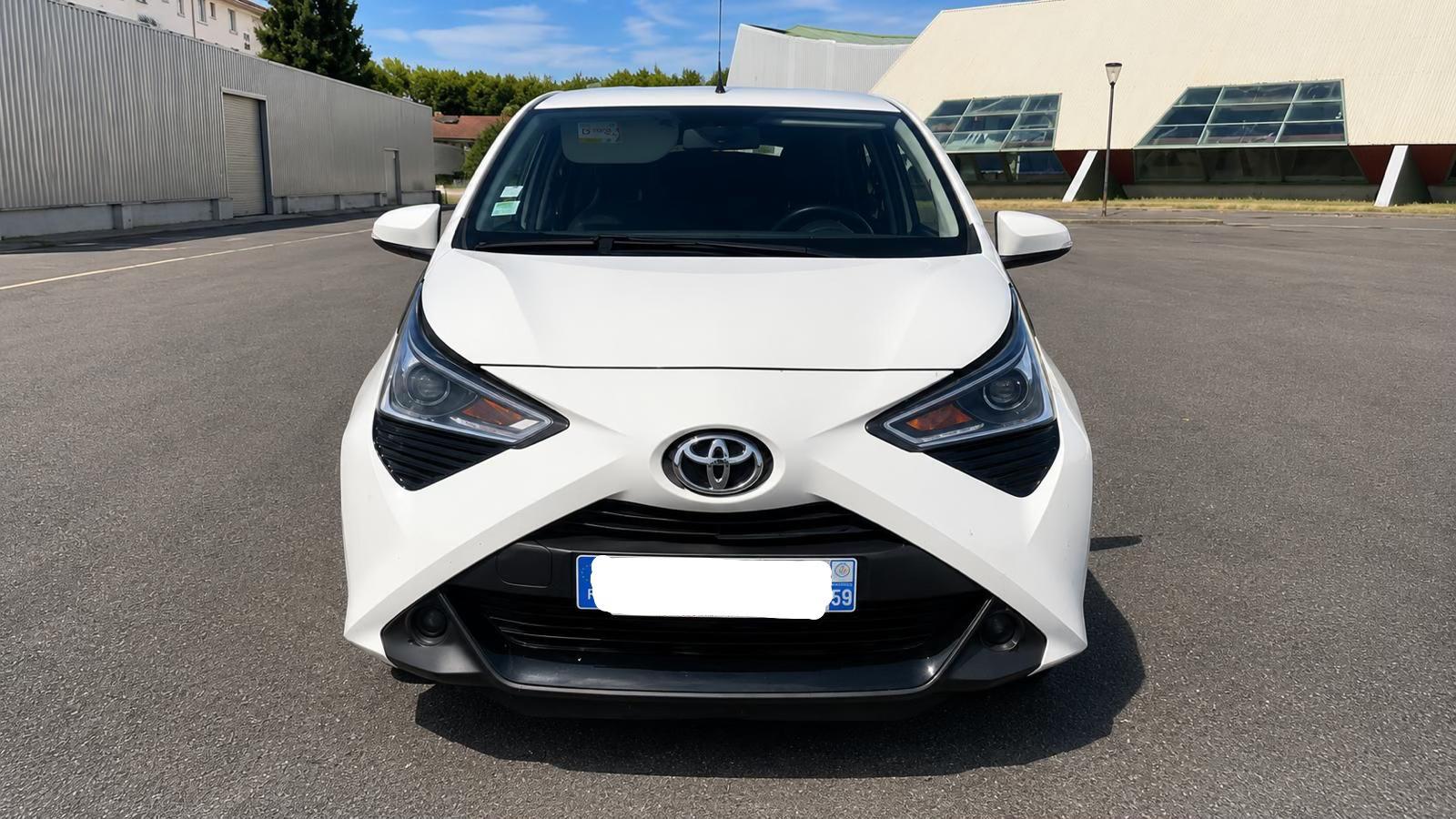 Toyota AYGO 2019 in Massy